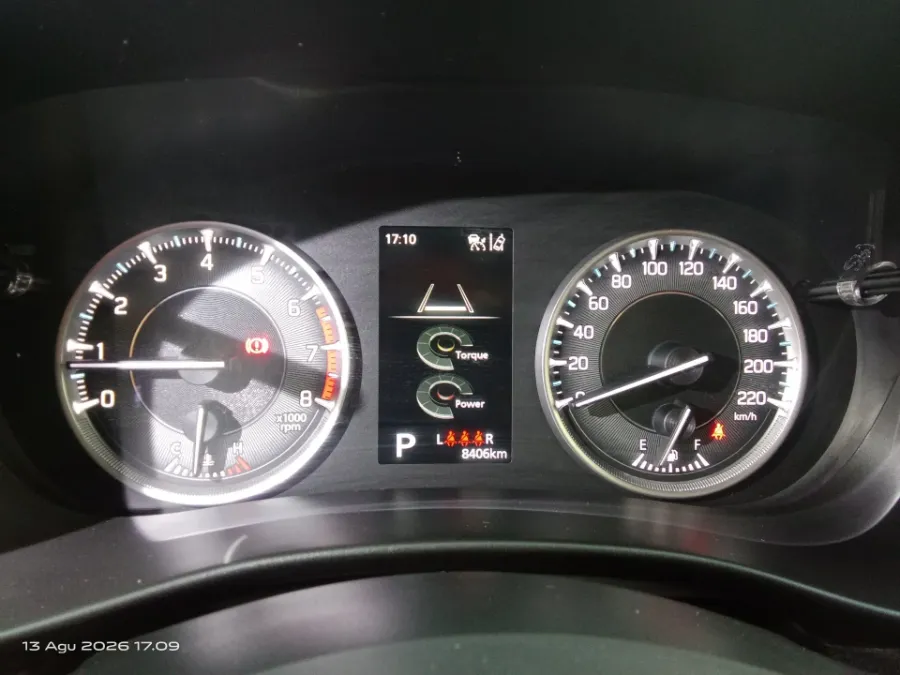 Foto Mobil Bekas Odometer Suzuki Fronx 1.5 GL tahun 2025