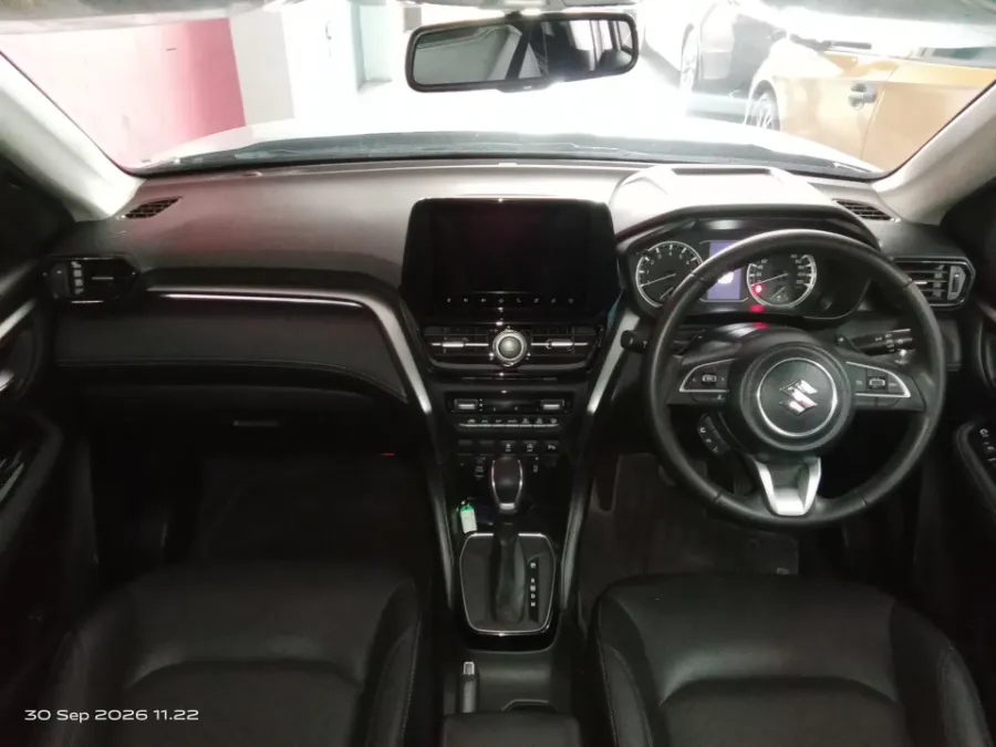Foto Mobil Bekas Dashboard Suzuki Grand Vitara 1.5 GX Hybrid tahun 2023