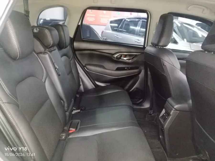 Foto Mobil Bekas Kabin Belakang Suzuki Grand Vitara 1.5 GX Hybrid tahun 2023