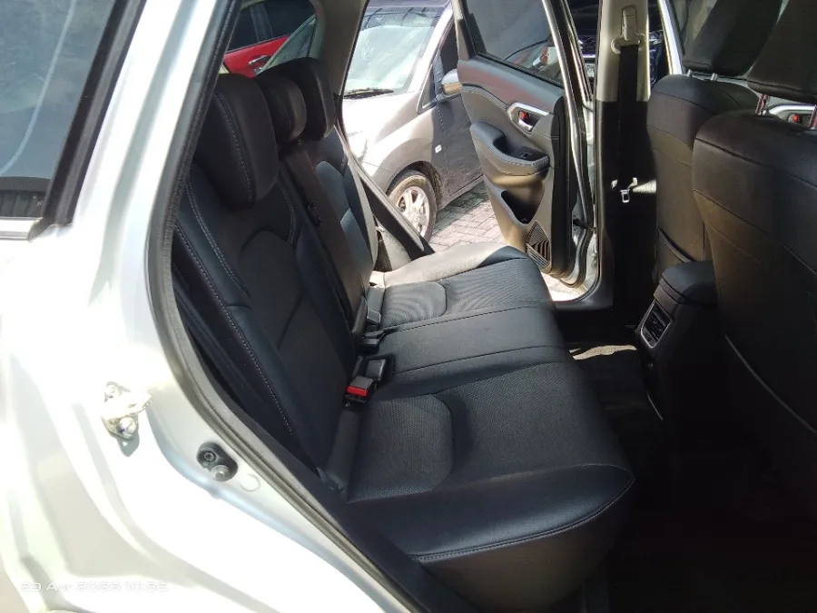 Foto Mobil Bekas Kabin Belakang Suzuki Grand Vitara 1.5 GX Hybrid tahun 2023