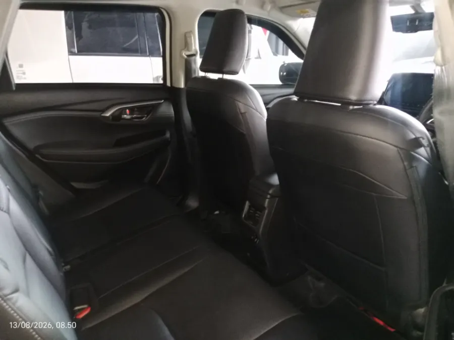 Foto Mobil Bekas Kabin Belakang Suzuki Grand Vitara 1.5 GX Hybrid tahun 2023