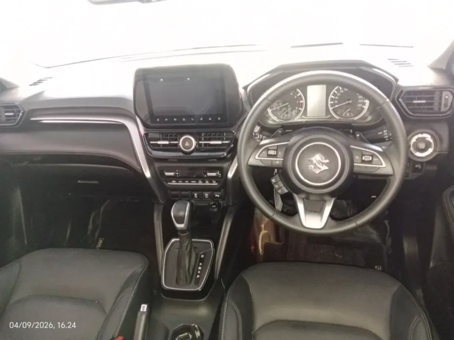 Foto Mobil Bekas Dashboard Suzuki Grand Vitara 1.5 GX Hybrid tahun 2024
