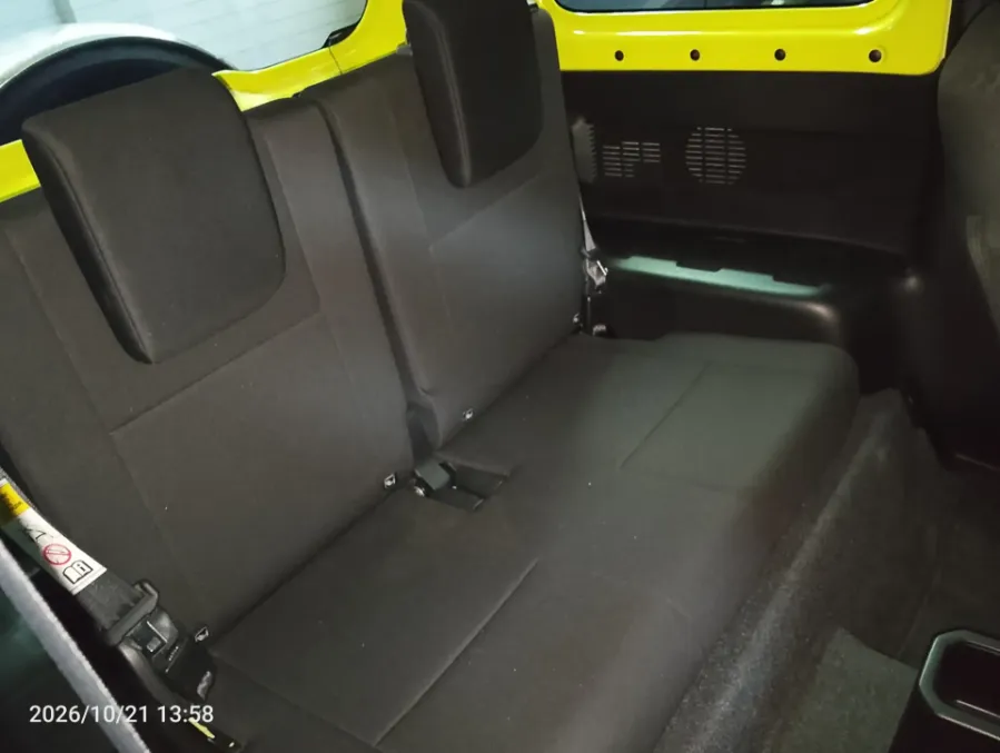 Foto Mobil Bekas Kabin Belakang Suzuki Jimny 1.5 4x4 tahun 2020