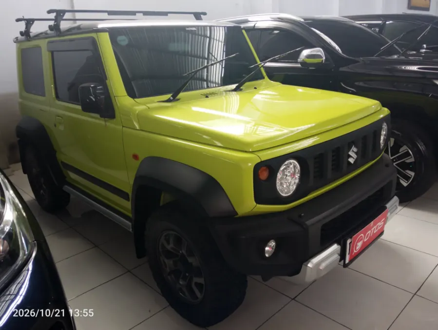 Foto Mobil Bekas Kanan Depan Suzuki Jimny 1.5 4x4 tahun 2020
