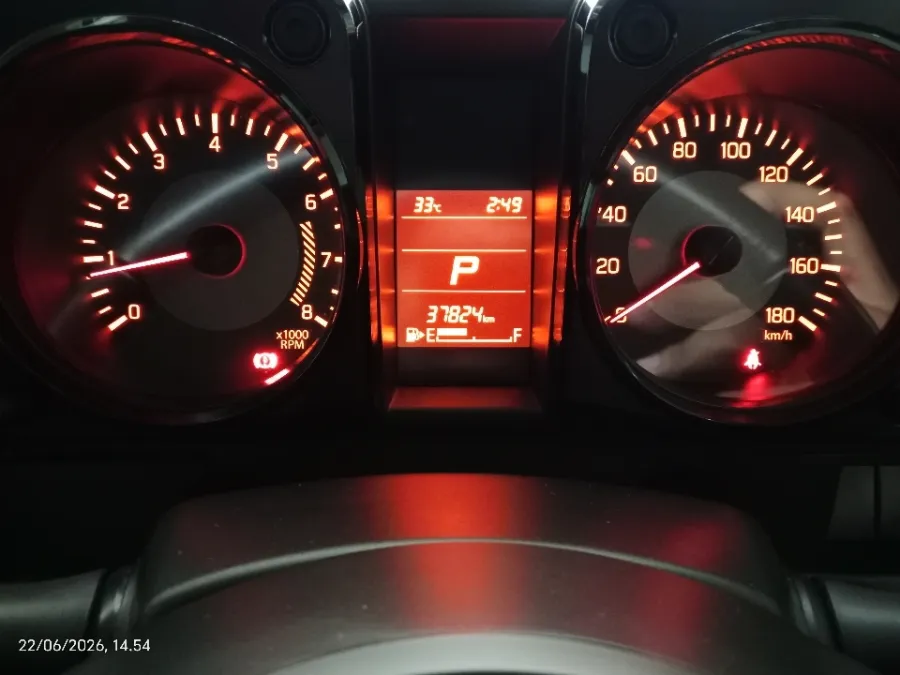 Foto Mobil Bekas Odometer Suzuki Jimny 1.5 4x4 tahun 2020
