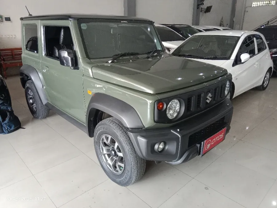 Foto Mobil Bekas Kanan Depan Suzuki Jimny 1.5 4x4 tahun 2021