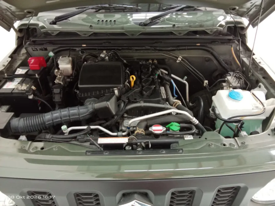 Foto Mobil Bekas Mesin Suzuki Jimny 1.5 4x4 tahun 2022