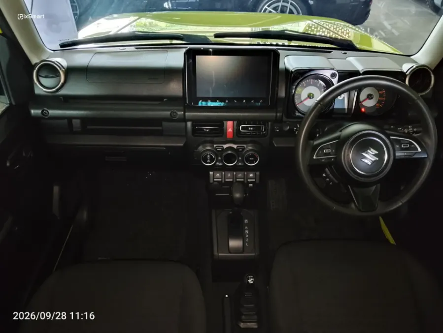 Foto Mobil Bekas Dashboard Suzuki Jimny 1.5 4x4 tahun 2023