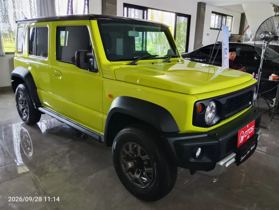Foto Mobil Bekas Kanan Depan Suzuki Jimny 1.5 4x4 tahun 2023