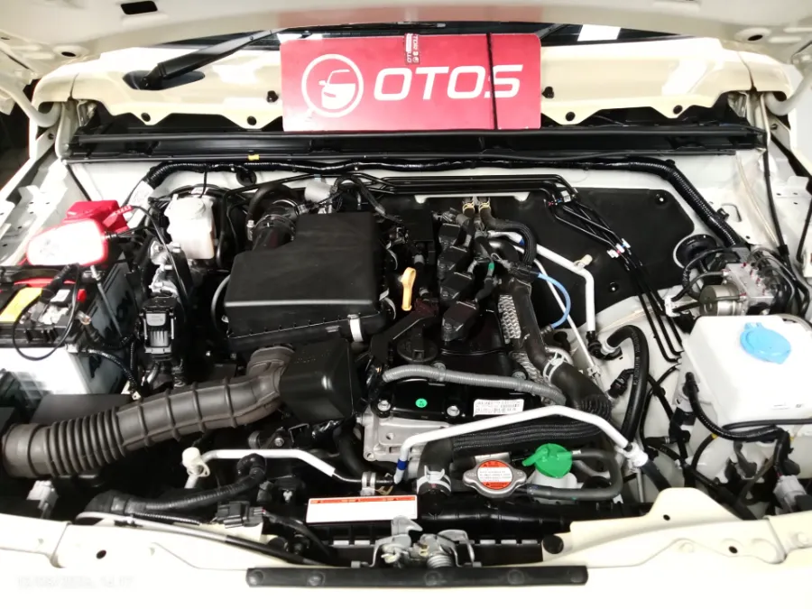 Foto Mobil Bekas Mesin Suzuki Jimny 1.5 4x4 tahun 2024