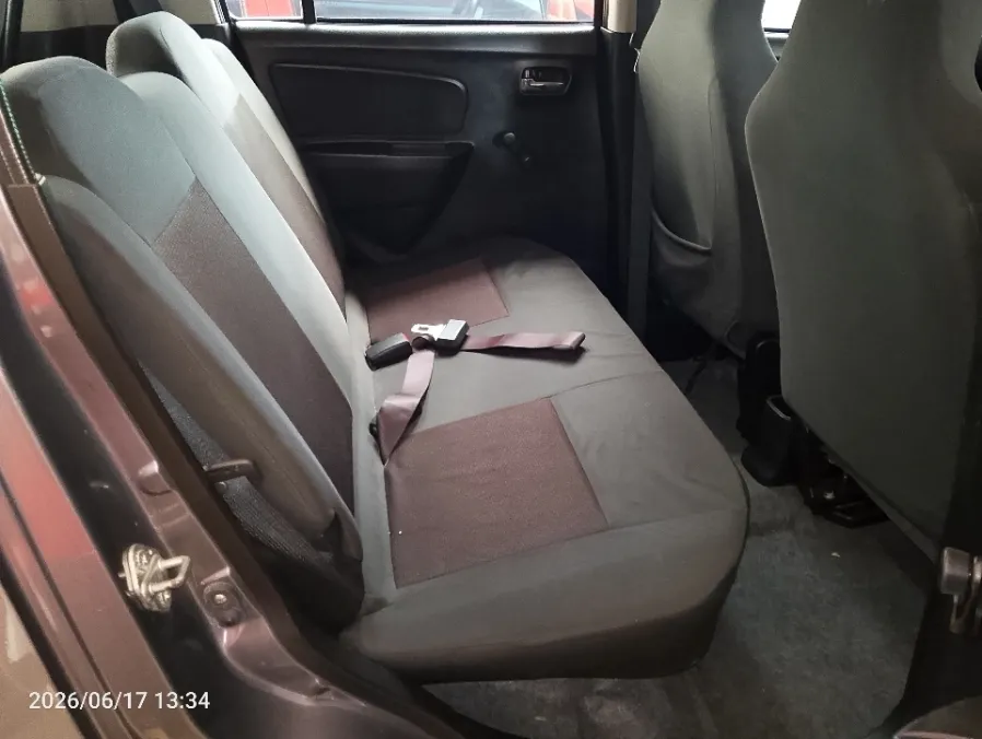 Foto Mobil Bekas Kabin Belakang Suzuki Karimun 1.0 GS tahun 2016
