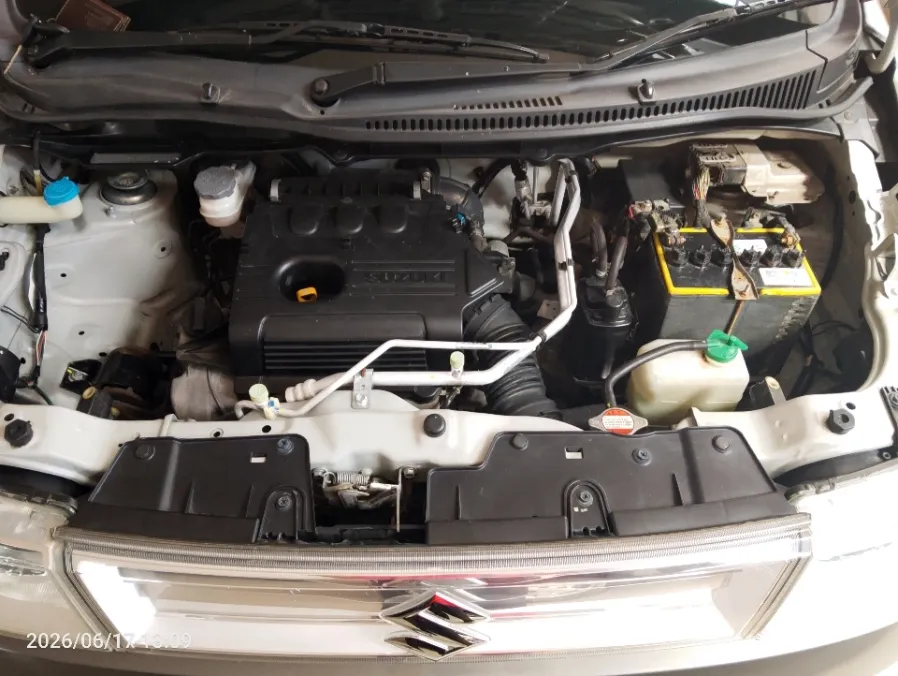 Foto Mobil Bekas Mesin Suzuki Karimun 1.0 GS tahun 2016