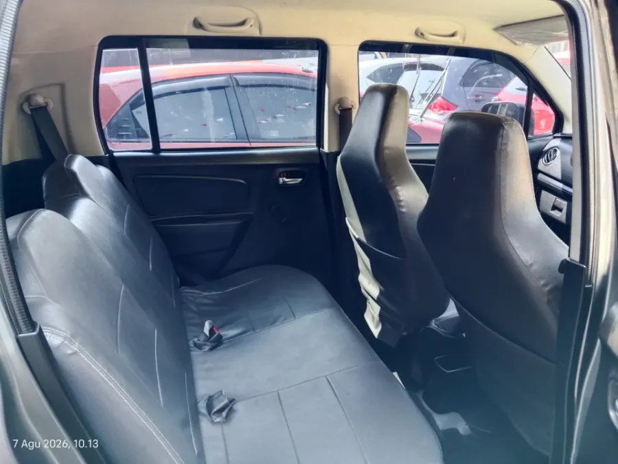 Foto Mobil Bekas Kabin Belakang Suzuki Karimun Wagon R 1.0 tahun 2019