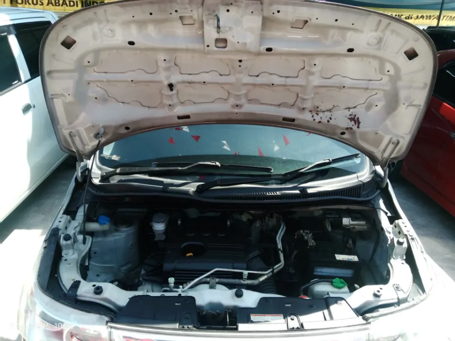 Foto Mobil Bekas Mesin Suzuki Karimun Wagon R 1.0 tahun 2019