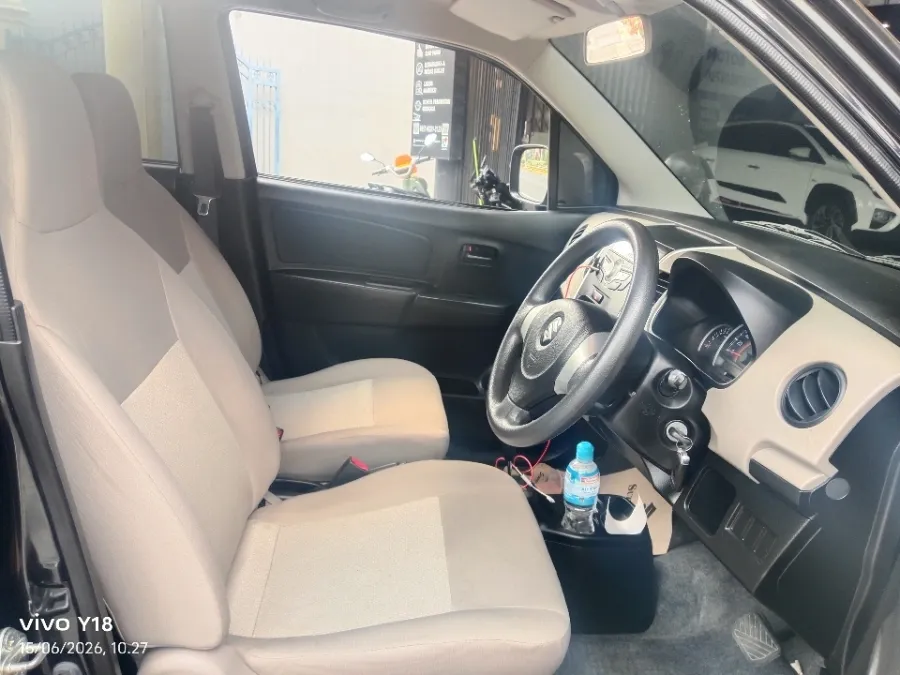 Foto Mobil Bekas Kabin Depan Suzuki Karimun Wagon R 1.0 GL tahun 2019