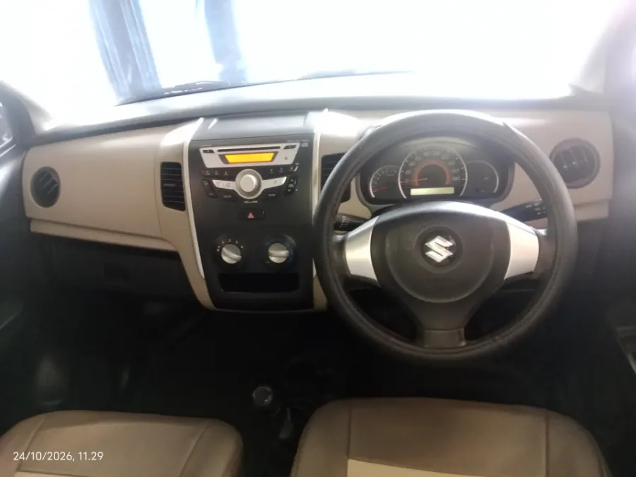 Foto Mobil Bekas Dashboard Suzuki Karimun Wagon R 1.0 GL tahun 2020