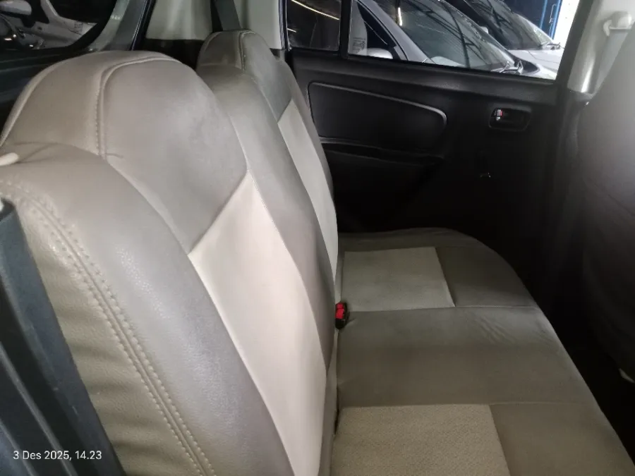 Foto Mobil Bekas Kabin Belakang Suzuki Karimun Wagon R 1.0 GL tahun 2020