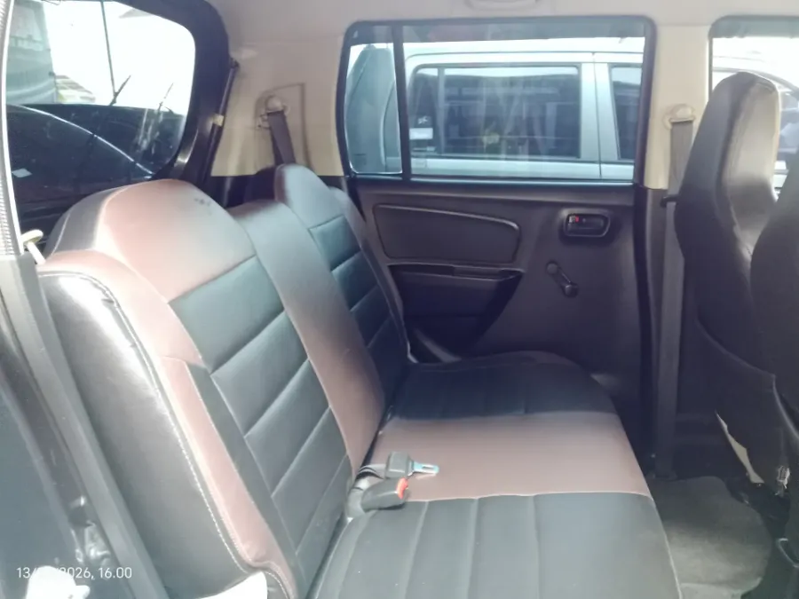 Foto Mobil Bekas Kabin Belakang Suzuki Karimun Wagon R 1.0 GL tahun 2020