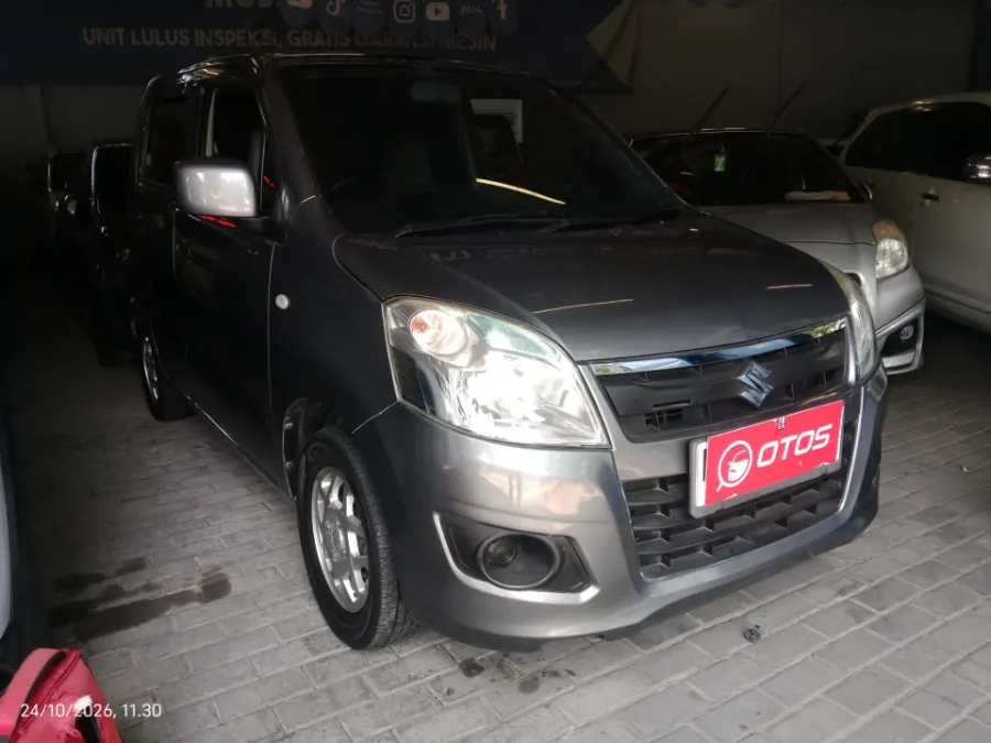 Foto Mobil Bekas Kanan Depan Suzuki Karimun Wagon R 1.0 GL tahun 2020