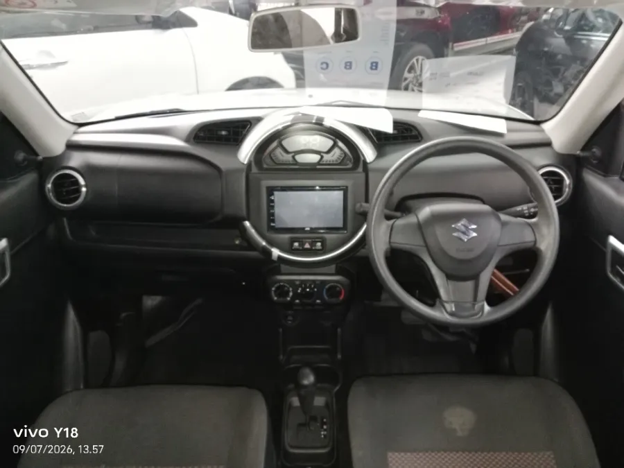 Foto Mobil Bekas Dashboard Suzuki S-Presso 1.0 AGS tahun 2022