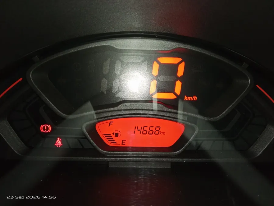 Foto Mobil Bekas Odometer Suzuki S-Presso 1.0 MT tahun 2024