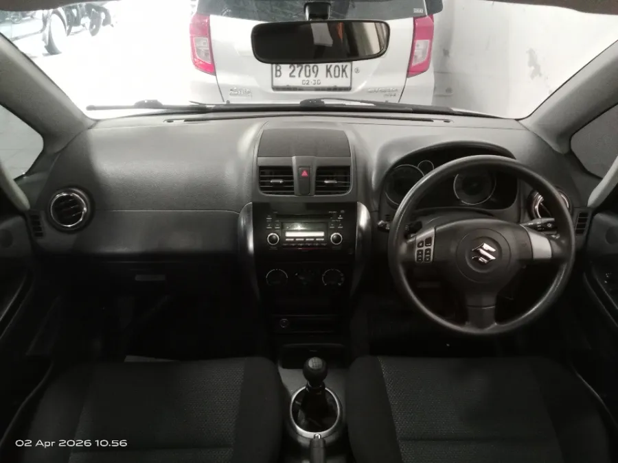 Foto Mobil Bekas Dashboard Suzuki SX4 1.5 Cross Over tahun 2013
