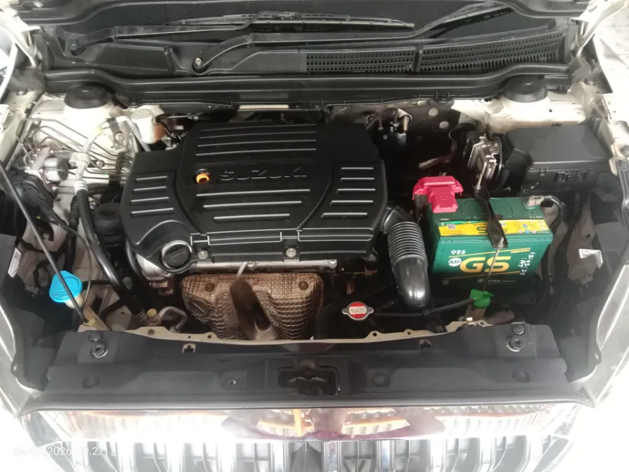 Foto Mobil Bekas Mesin Suzuki SX4 S-Cross 1.5 tahun 2018