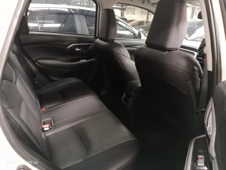 Foto Mobil Bekas Kabin Belakang Suzuki Vitara 1.5 tahun 2023