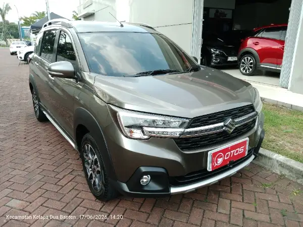 2020 Suzuki XL7 1.5 - Foto 1 dari 6