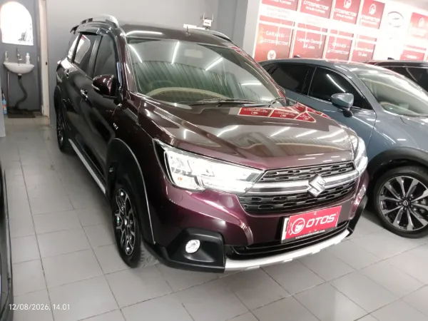 2020 Suzuki XL7 1.5 - Foto 1 dari 6