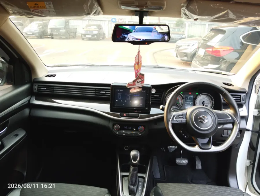 Foto Mobil Bekas Dashboard Suzuki XL7 1.5 tahun 2021