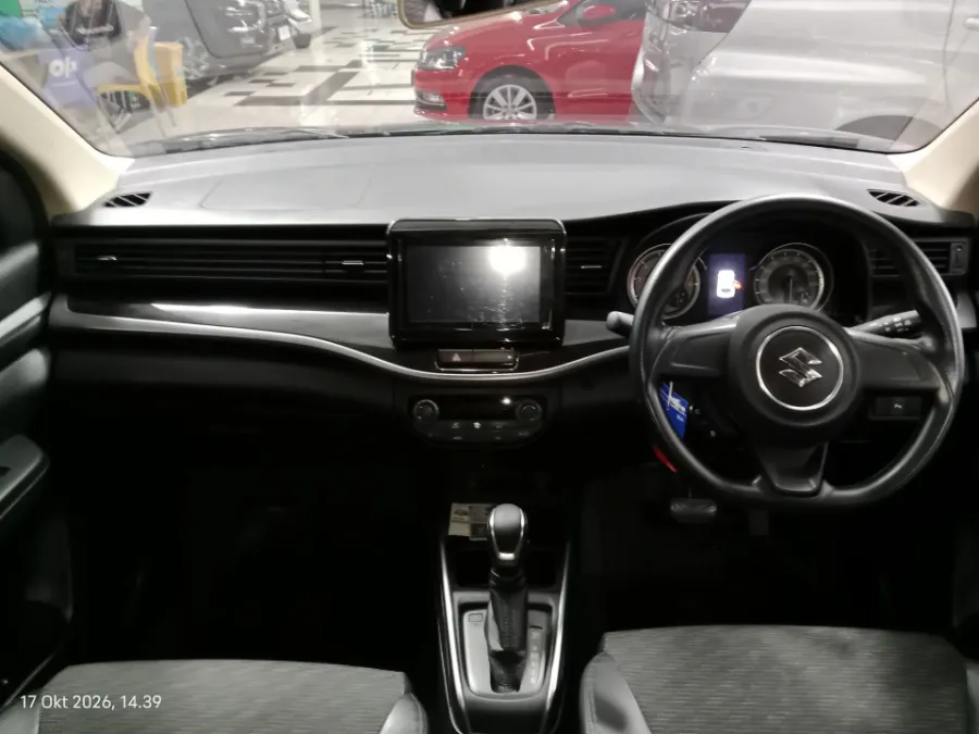 Foto Mobil Bekas Dashboard Suzuki XL7 1.5 tahun 2021