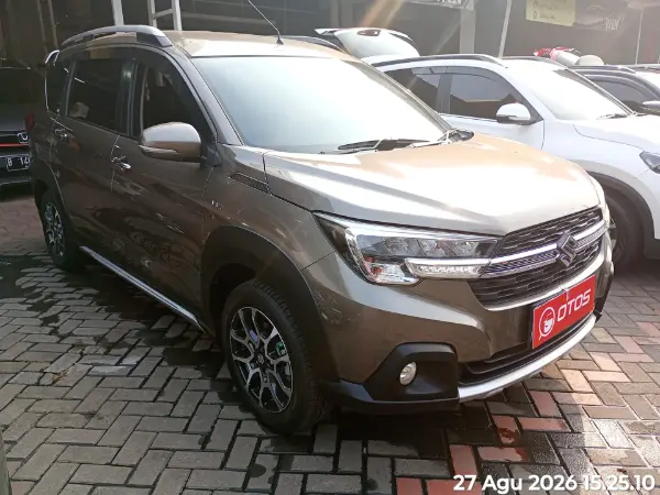 2021 Suzuki XL7 1.5 - Foto 1 dari 6