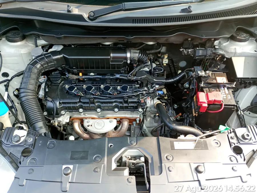 Foto Mobil Bekas Mesin Suzuki XL7 1.5 tahun 2021
