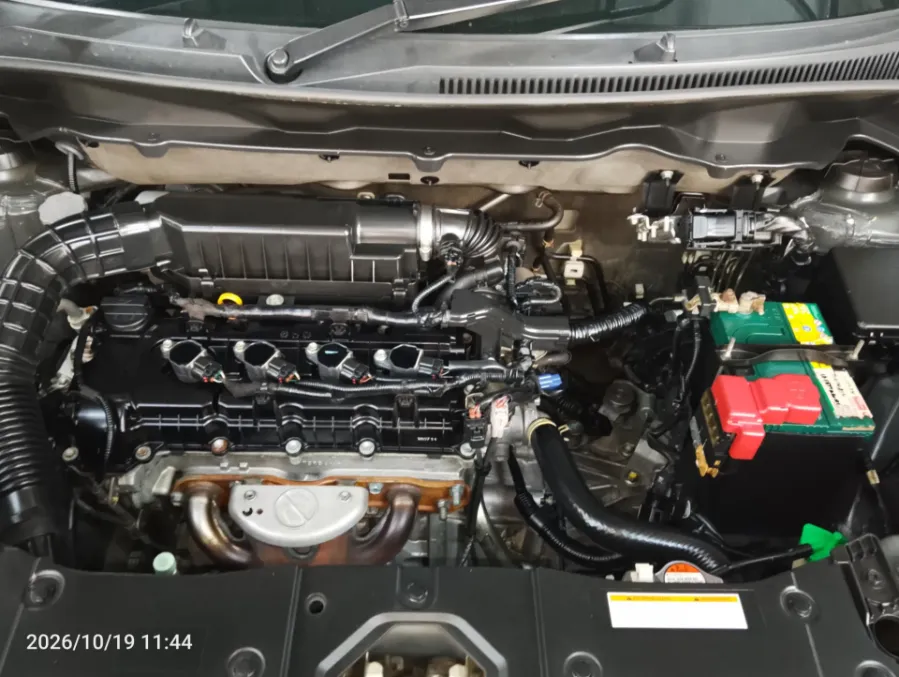 Foto Mobil Bekas Mesin Suzuki XL7 1.5 tahun 2021