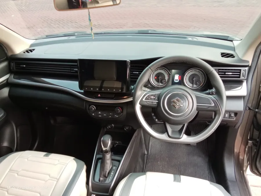 Foto Mobil Bekas Dashboard Suzuki XL7 1.5 tahun 2022
