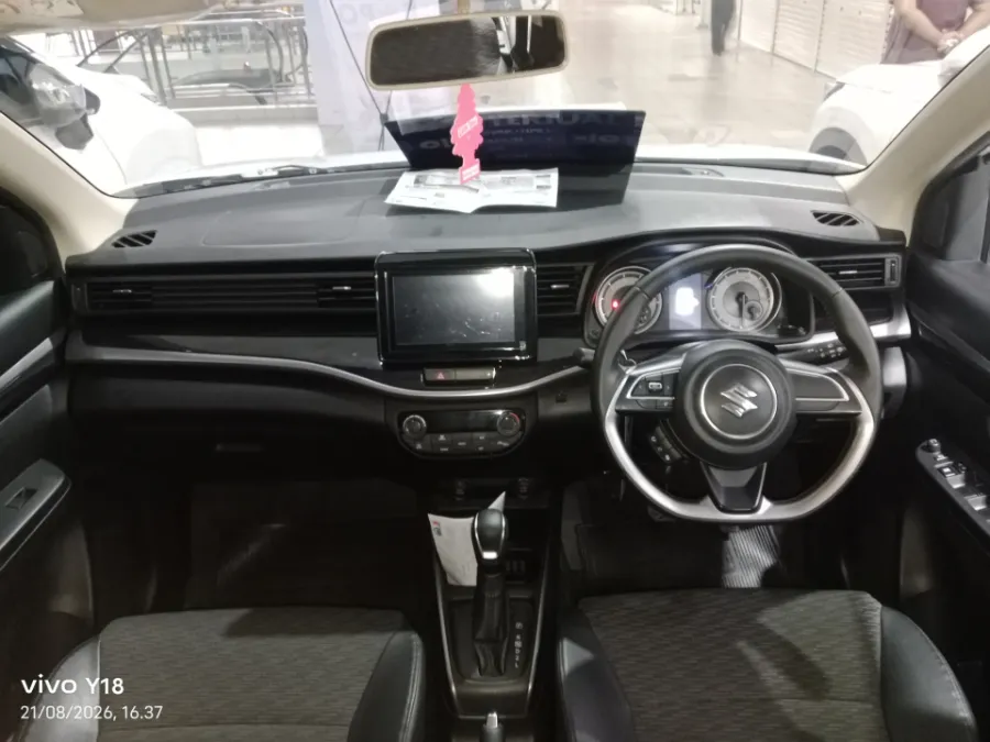 Foto Mobil Bekas Dashboard Suzuki XL7 1.5 tahun 2022