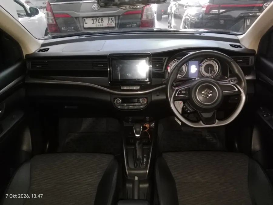Foto Mobil Bekas Dashboard Suzuki XL7 1.5 tahun 2022