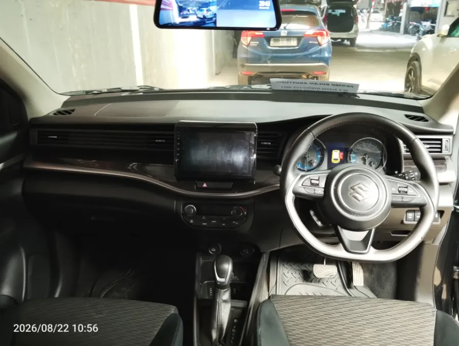Foto Mobil Bekas Dashboard Suzuki XL7 1.5 tahun 2023