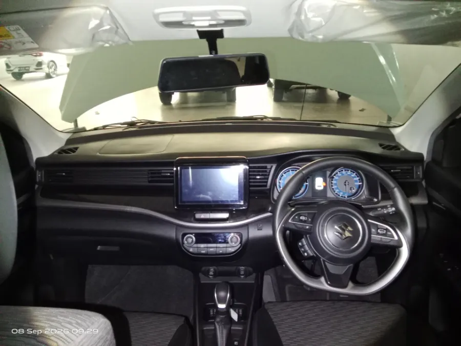 Foto Mobil Bekas Dashboard Suzuki XL7 1.5 tahun 2023