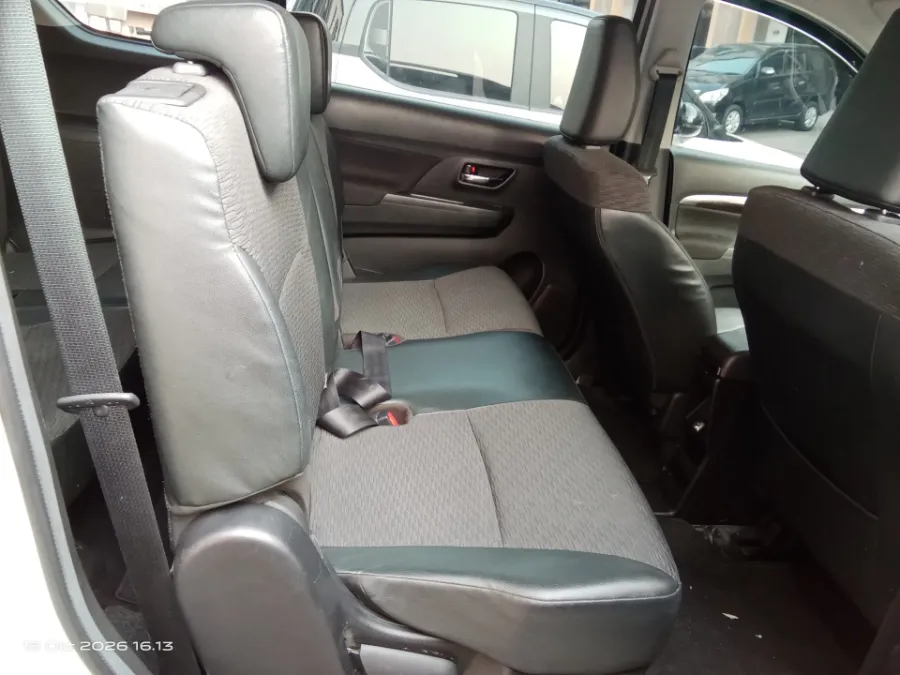 Foto Mobil Bekas Kabin Belakang Suzuki XL7 1.5 tahun 2023