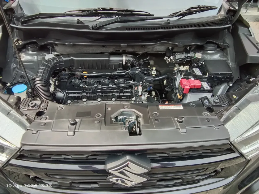 Foto Mobil Bekas Mesin Suzuki XL7 1.5 tahun 2023