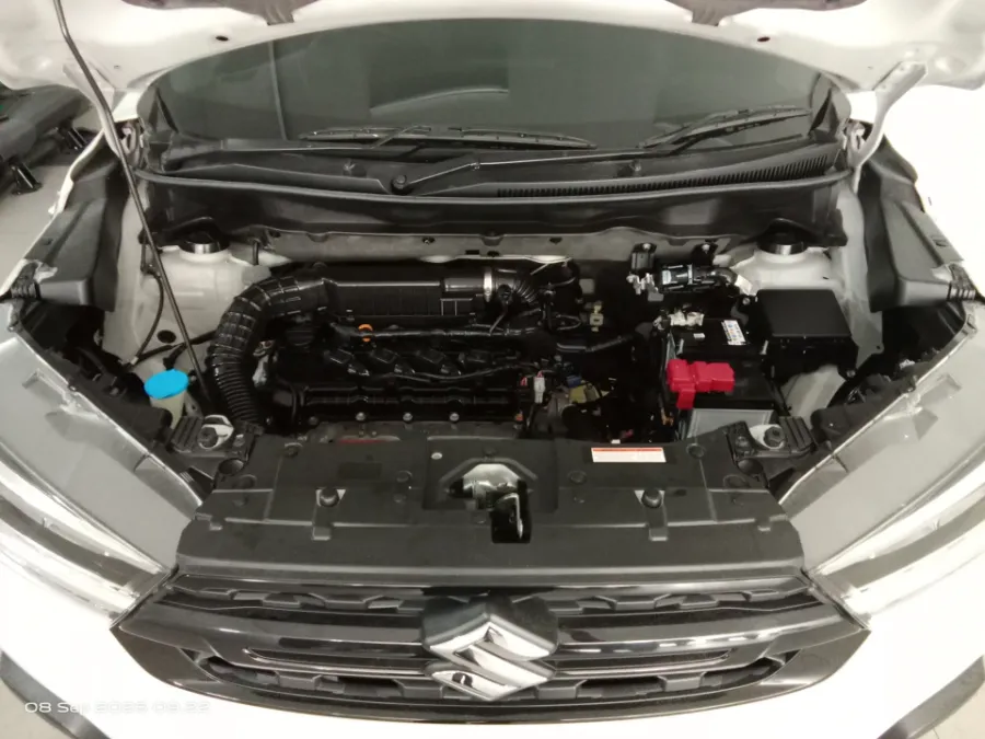 Foto Mobil Bekas Mesin Suzuki XL7 1.5 tahun 2023