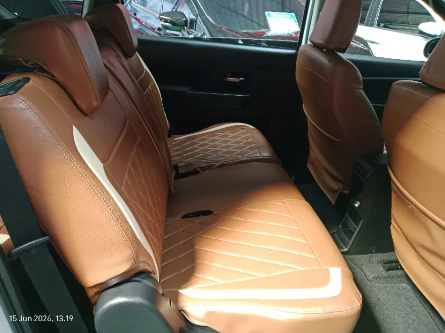 Foto Mobil Bekas Kabin Belakang Suzuki XL7 1.5 tahun 2024