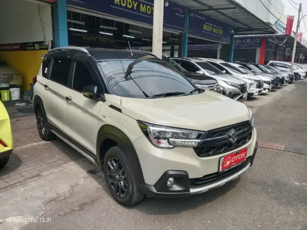 2024 Suzuki XL7 1.5 - Foto 1 dari 6