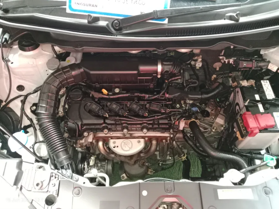 Foto Mobil Bekas Mesin Suzuki XL7 1.5 tahun 2024