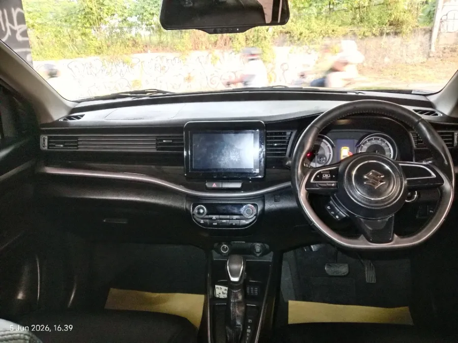 Foto Mobil Bekas Dashboard Suzuki XL7 1.5 Alpha tahun 2020