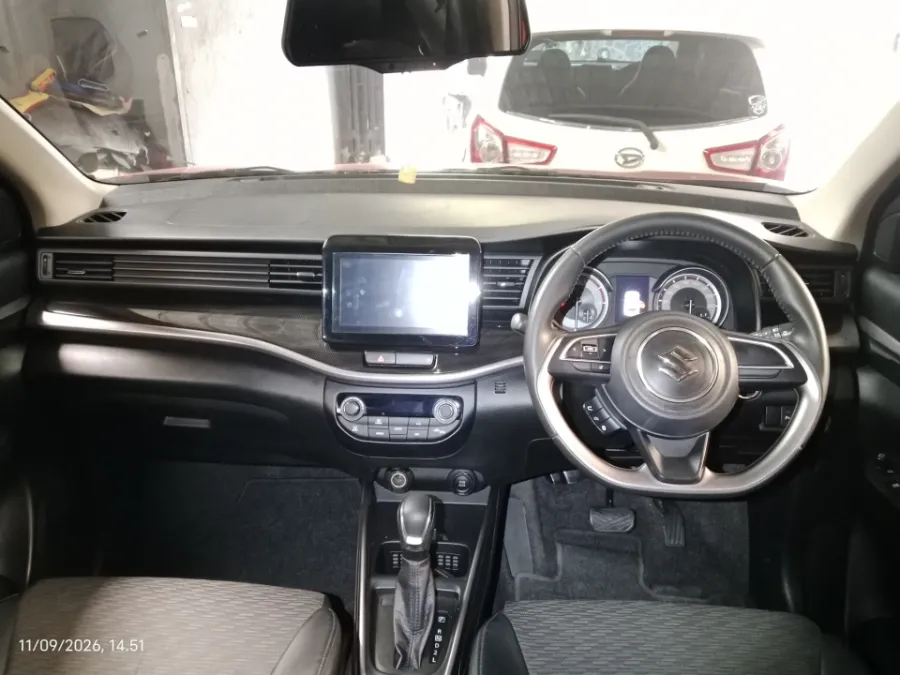 Foto Mobil Bekas Dashboard Suzuki XL7 1.5 Alpha tahun 2020