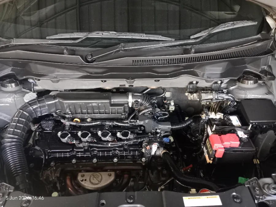 Foto Mobil Bekas Mesin Suzuki XL7 1.5 Alpha tahun 2020
