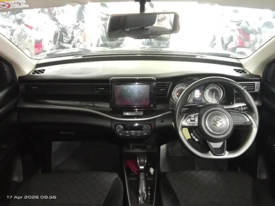 Foto Mobil Bekas Dashboard Suzuki XL7 1.5 Alpha tahun 2021